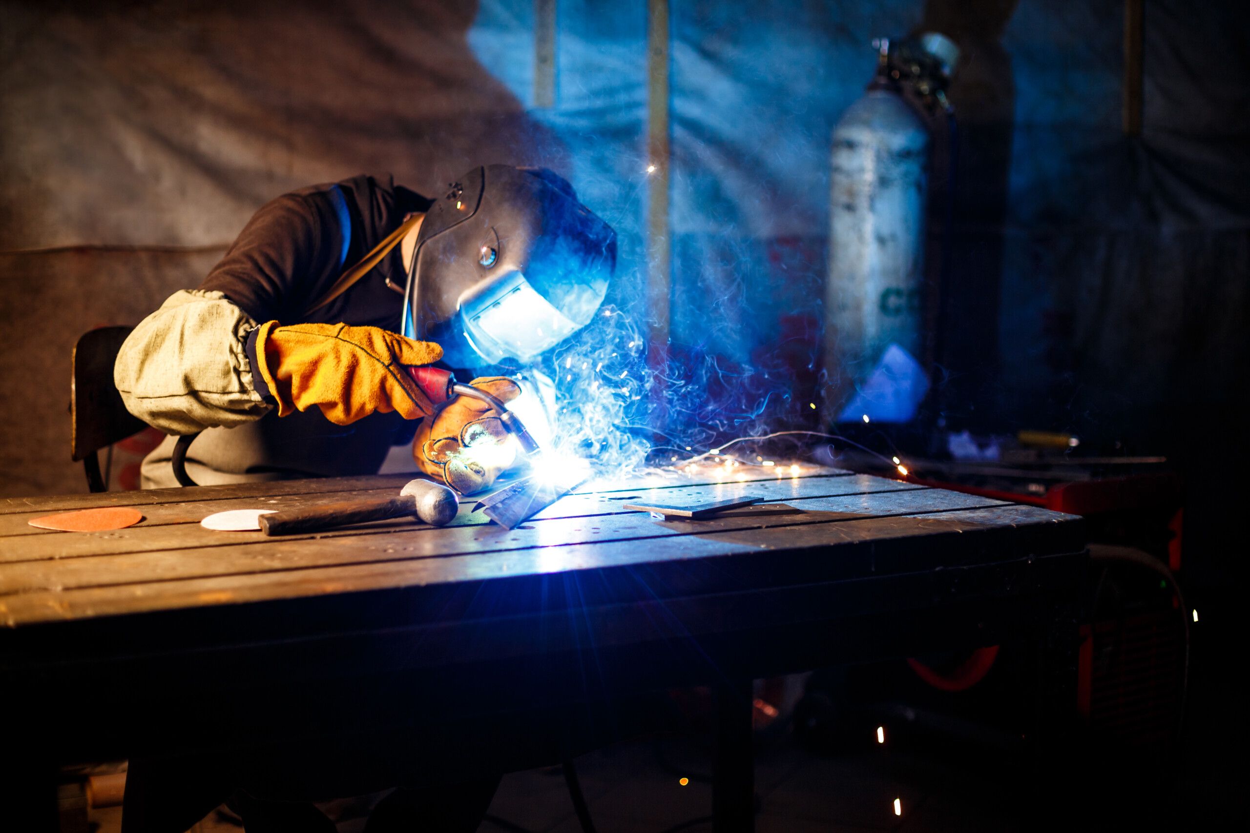 cutting-metal-with-plasma-equipment-plant-scaled.jpg